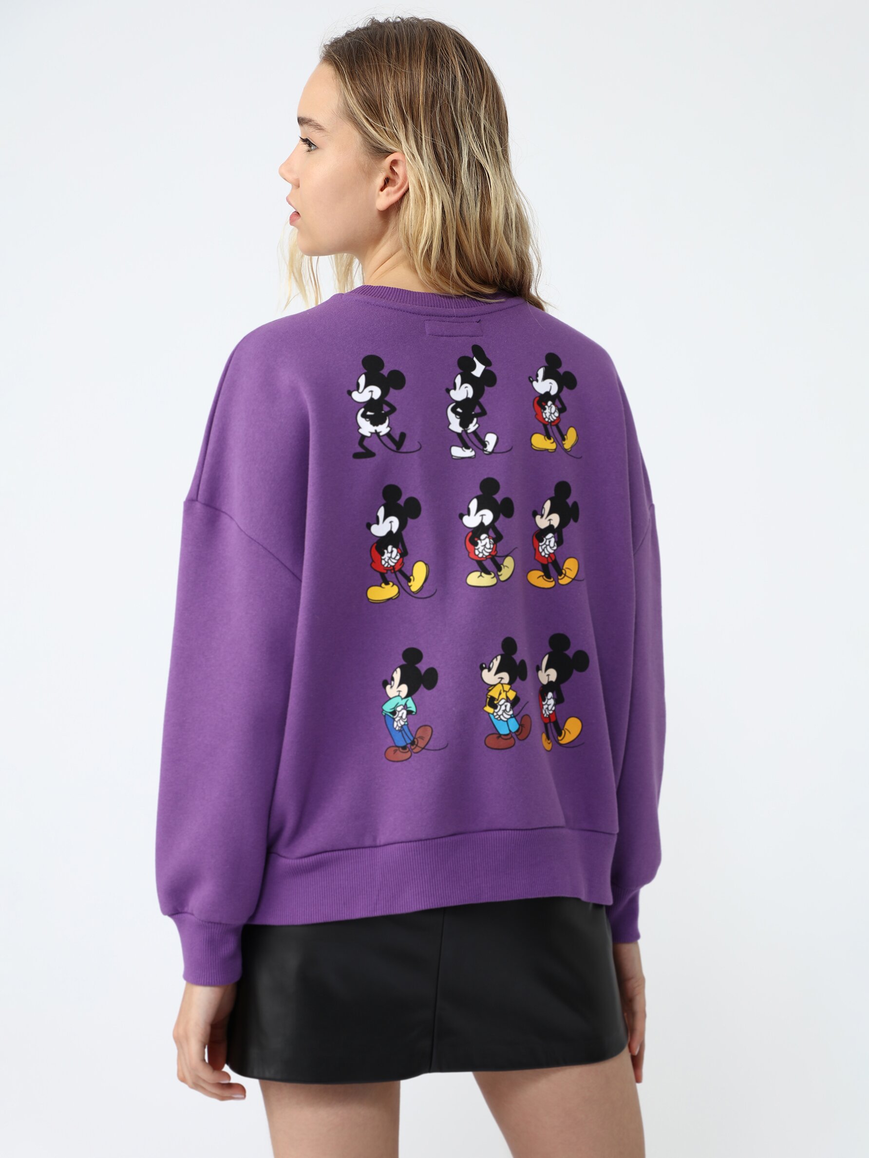 Mickey Mouse Disney sweatshirt