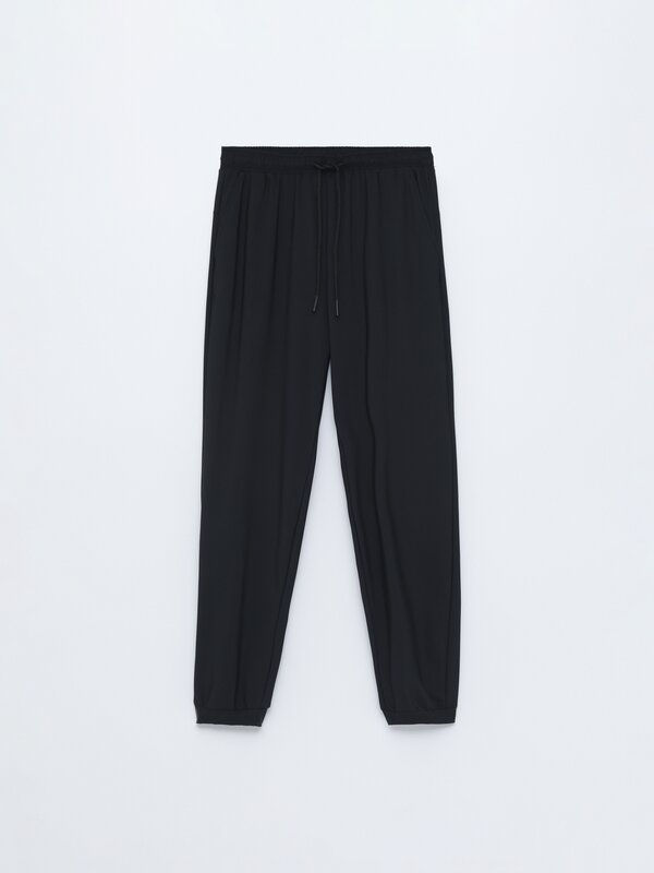 Technical sports trousers
