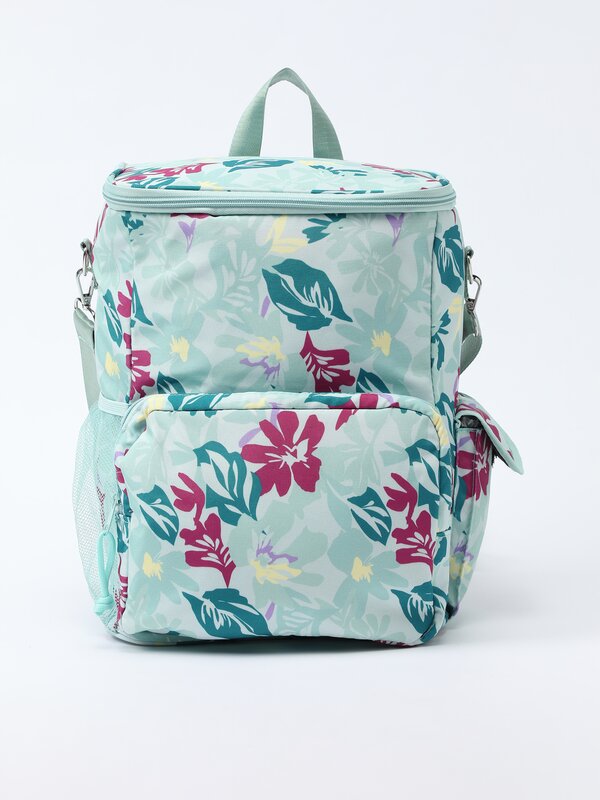 Nevera estilo mochila
