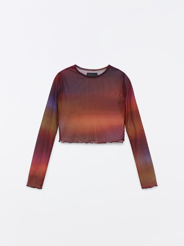 Cropped tie-dye T-shirt with long sleeves