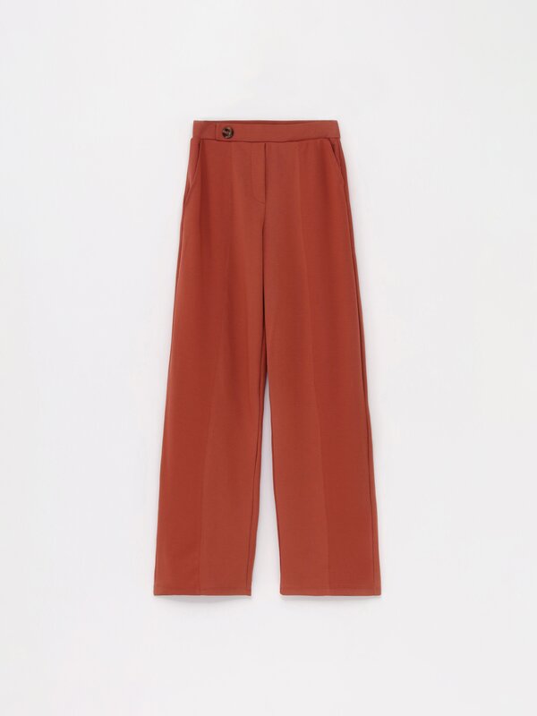 Flowing trousers