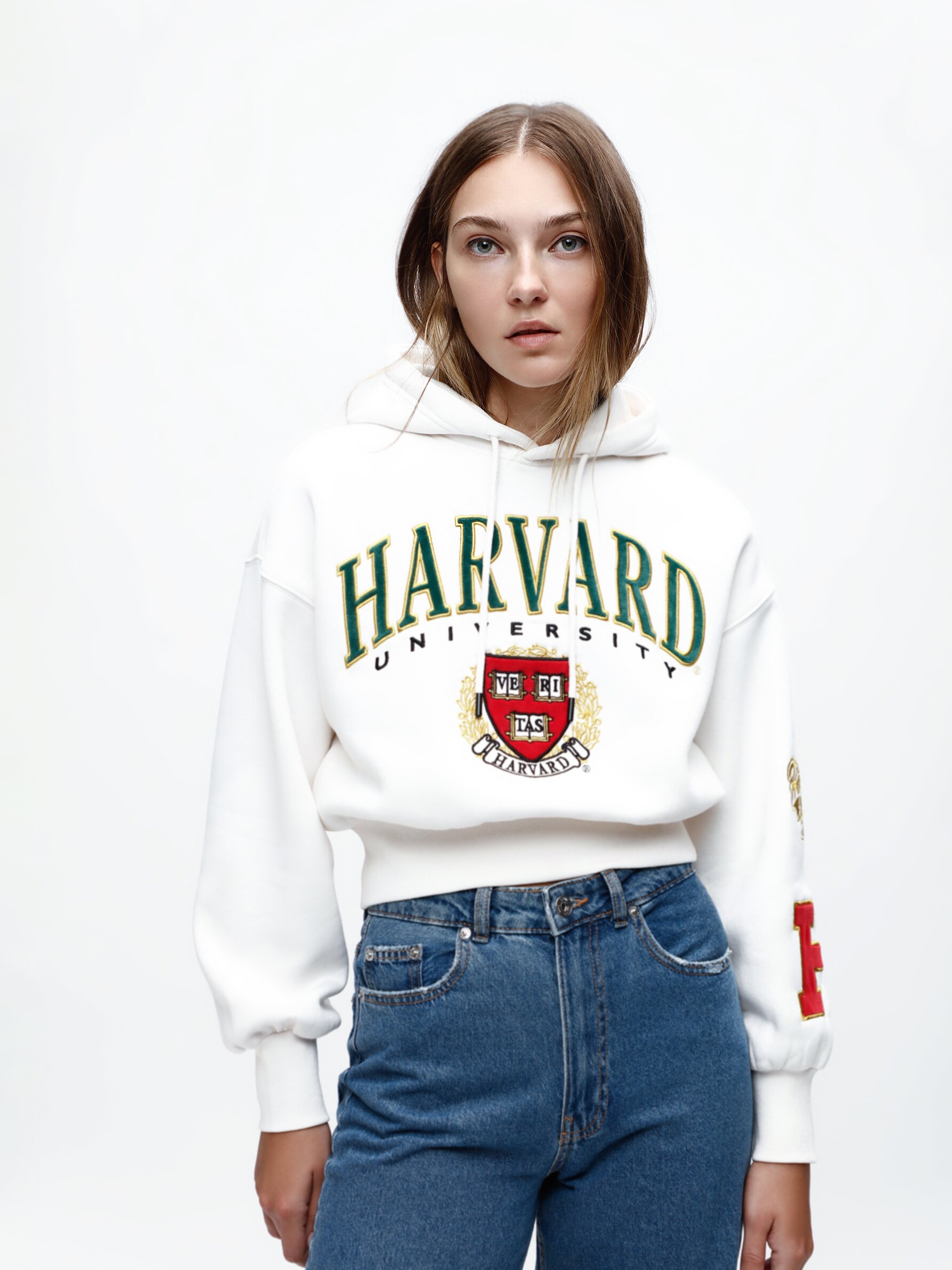 Cropped harvard sweatshirt online