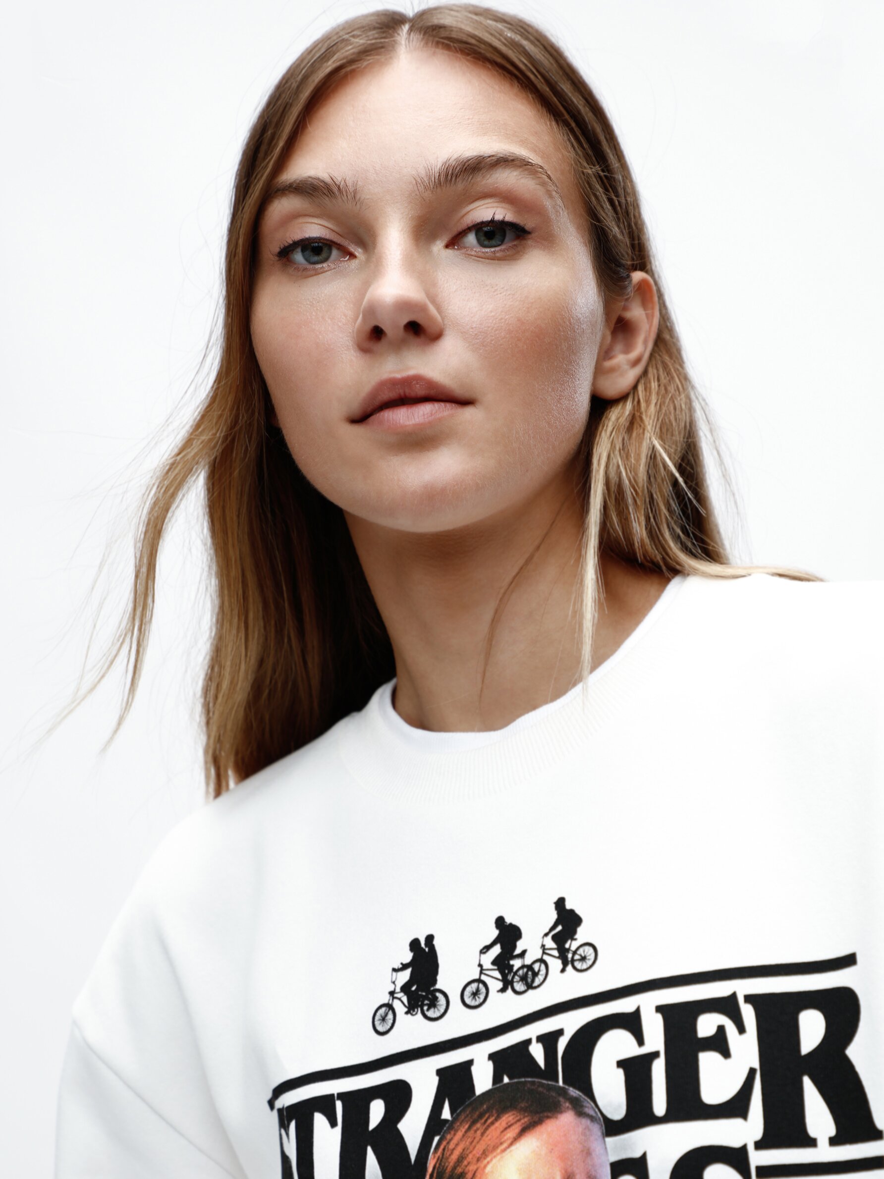 Stranger things hotsell white sweatshirt