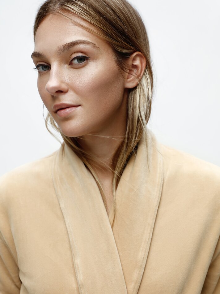 Velvet dressing gown Lefties UAE Dubai/Sharjah/Ajman/UAQ/Fujairah