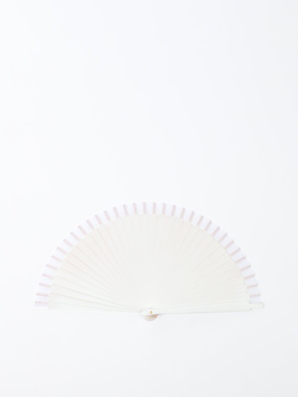 Coloured fan