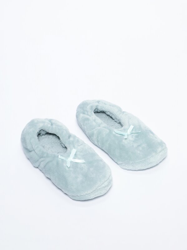 Soft-touch sock-style slippers