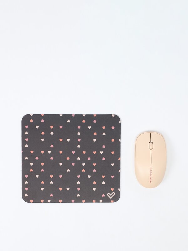 Mouse and mouse mat set