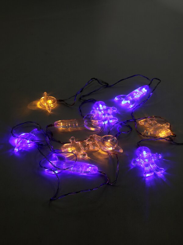 Grinalda de 10 luzes LED com figuras espaciais