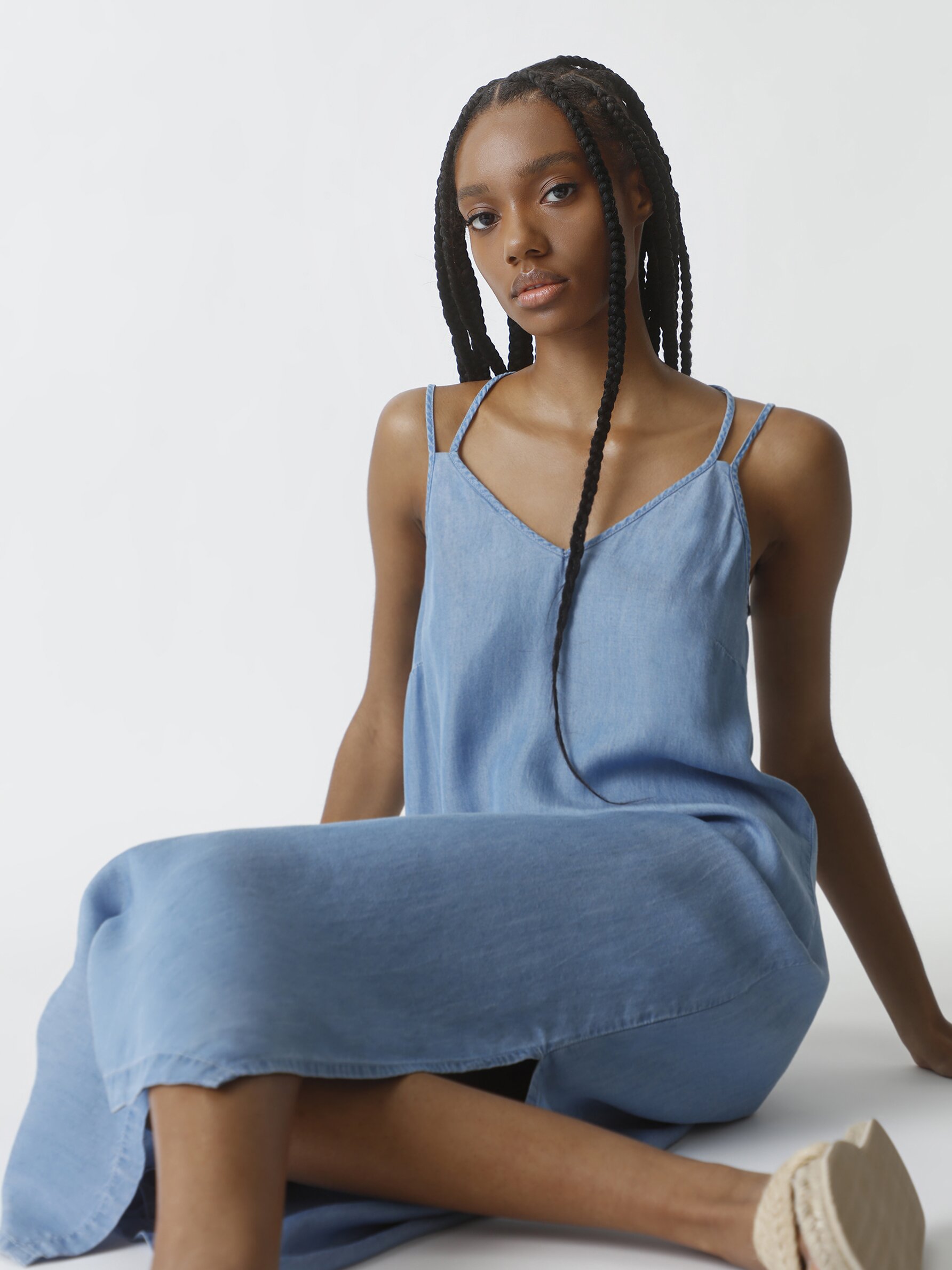Flowing midi dress store