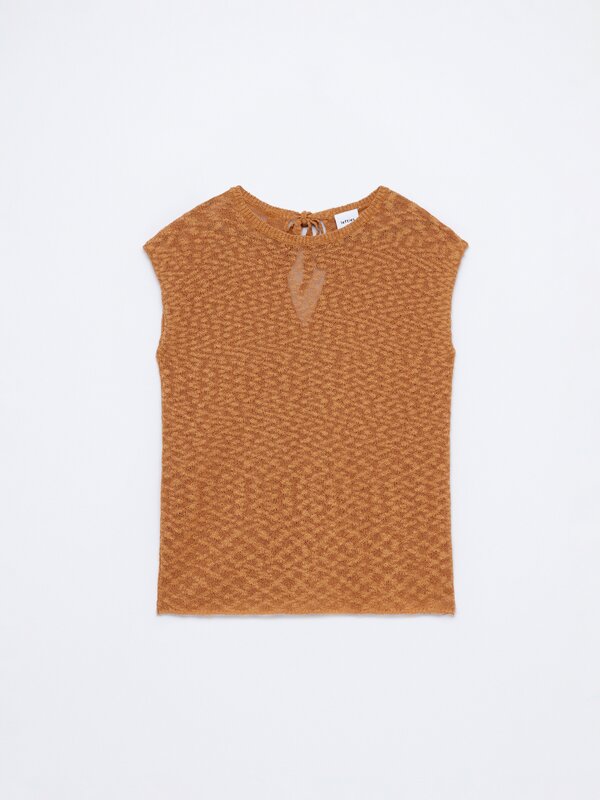 Rustic knit T-shirt