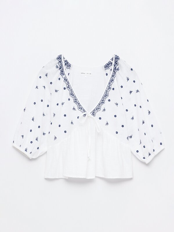 Short sleeve embroidered shirt