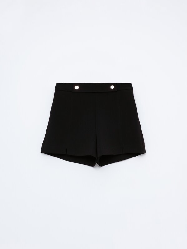 Skirts | Shorts - CLOTHING - Woman - | Lefties Mexico