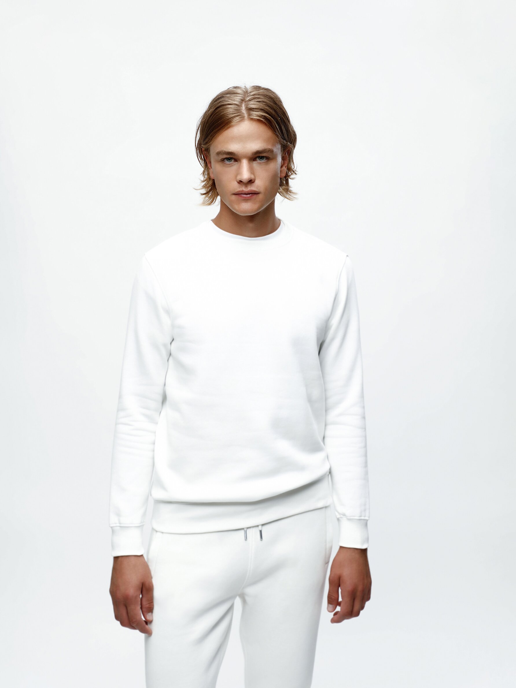 Basic store white sweatshirt