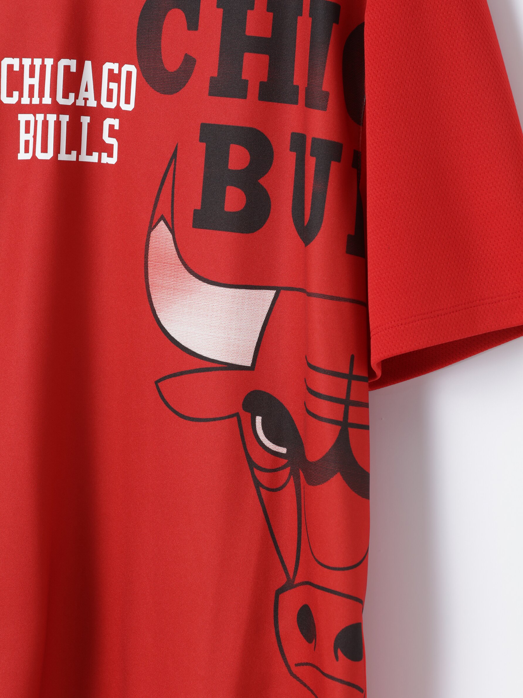 men's bulls t shirt