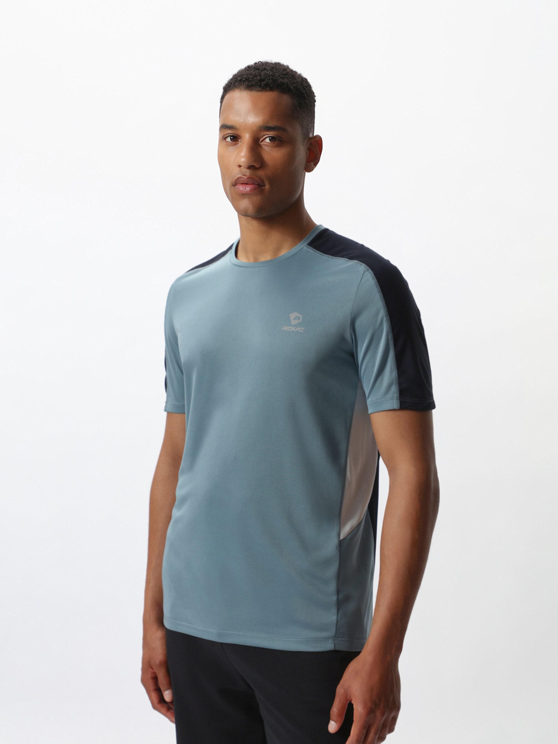 T shirt bleu decathlon hot sale