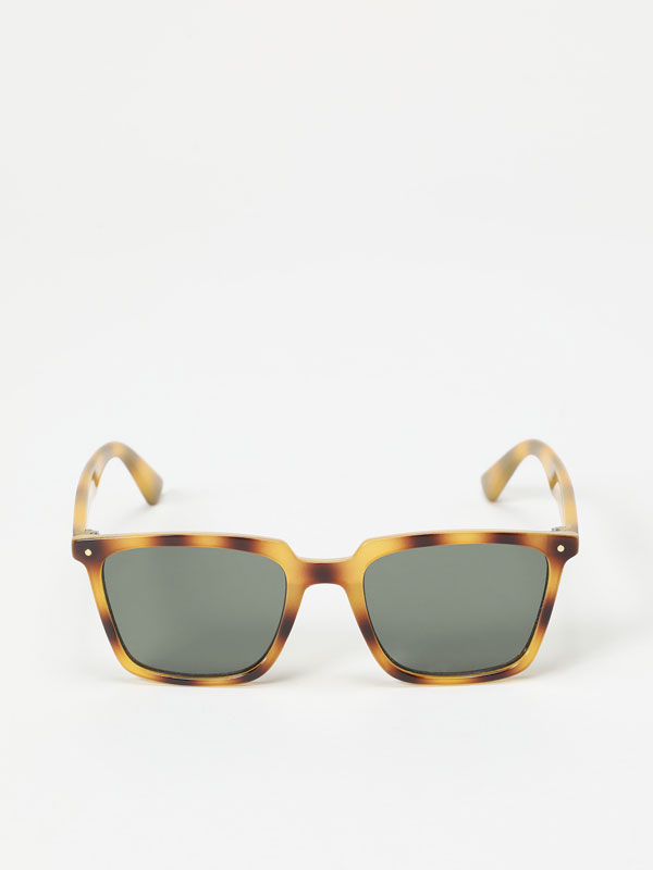 نظارة شمسية مربعة من الراتنج