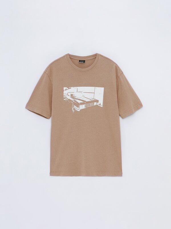 Faded T-shirt with prints