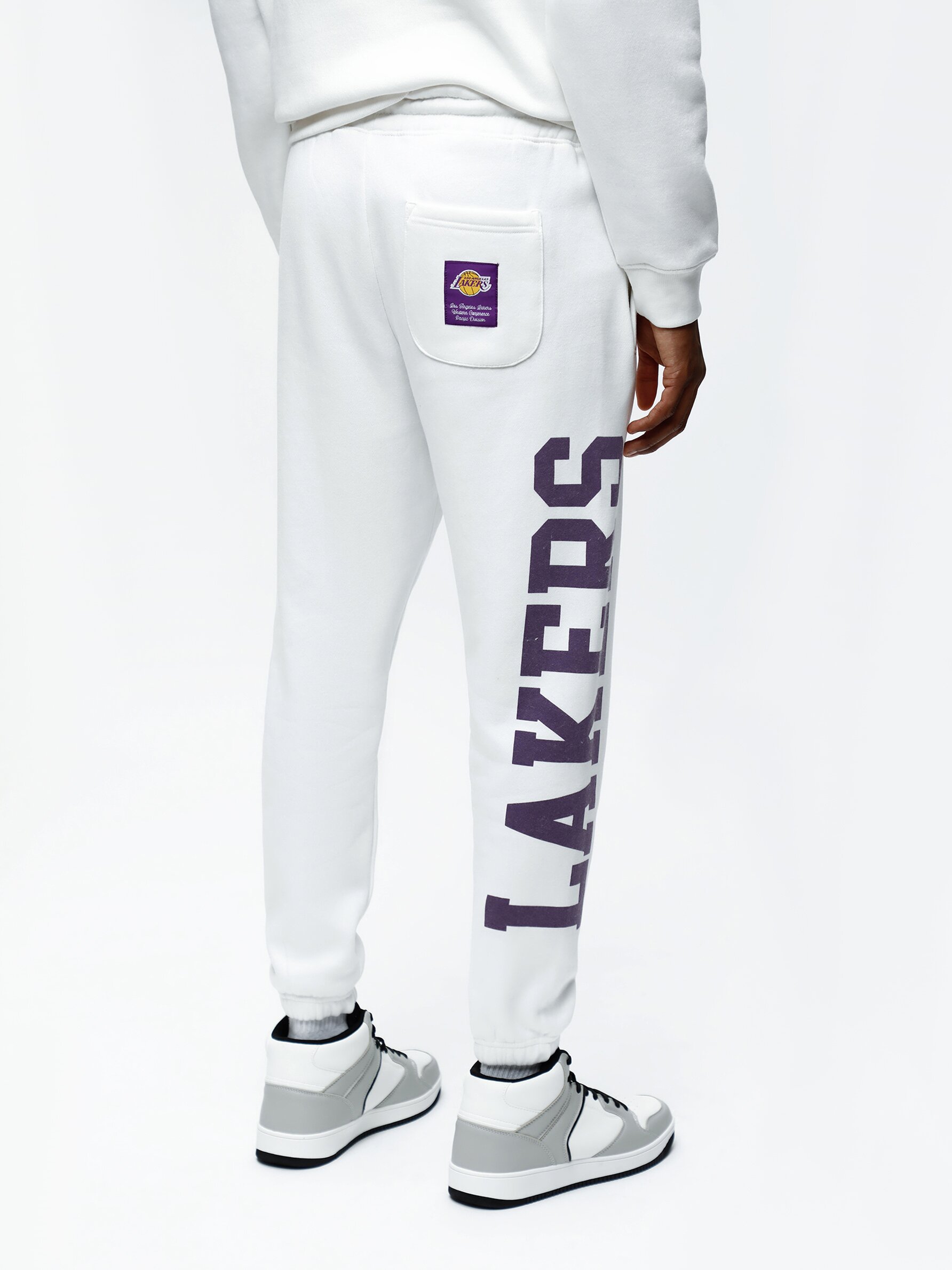 Nike cheap lakers sweatpants