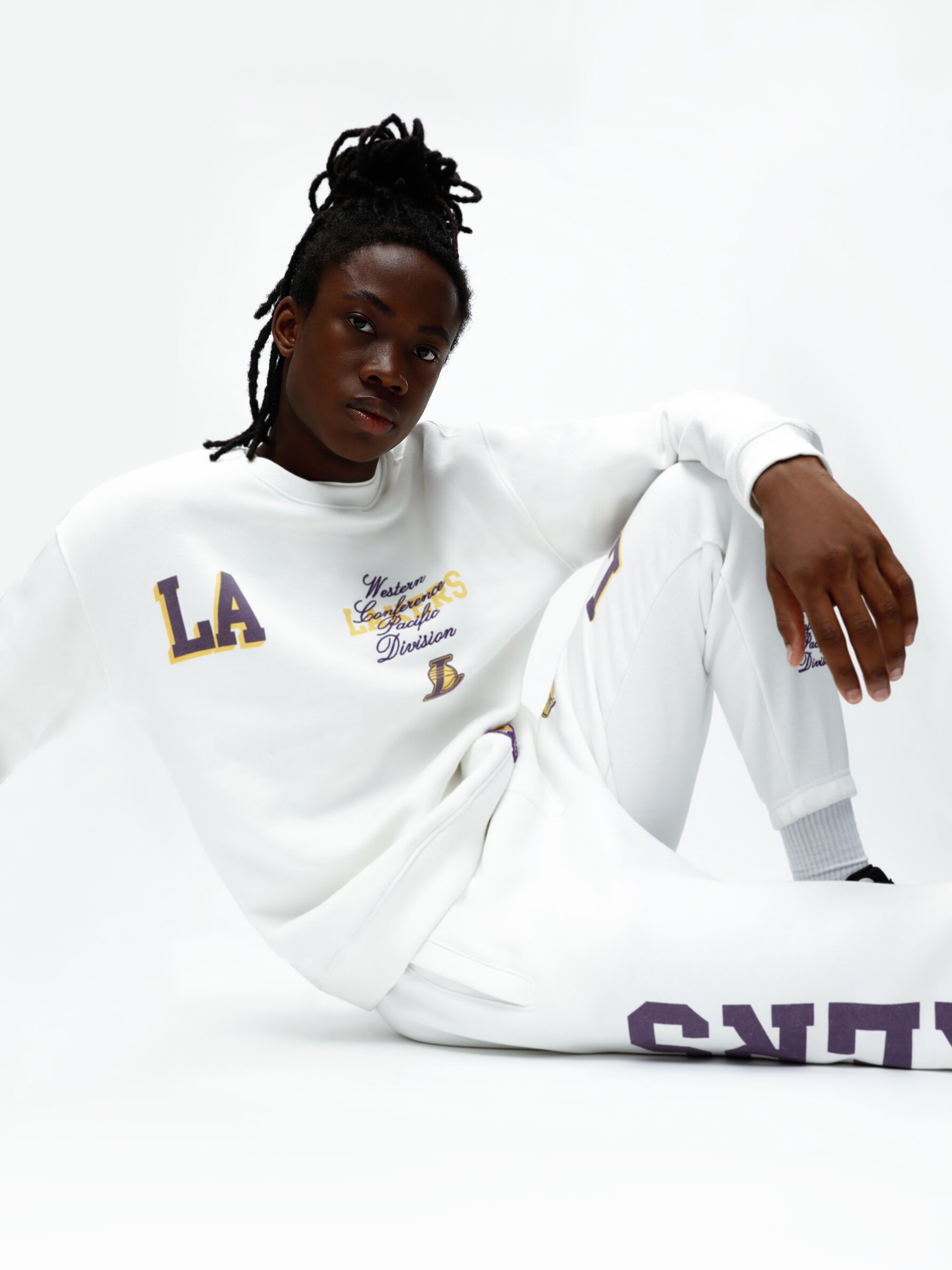 La discount lakers joggers