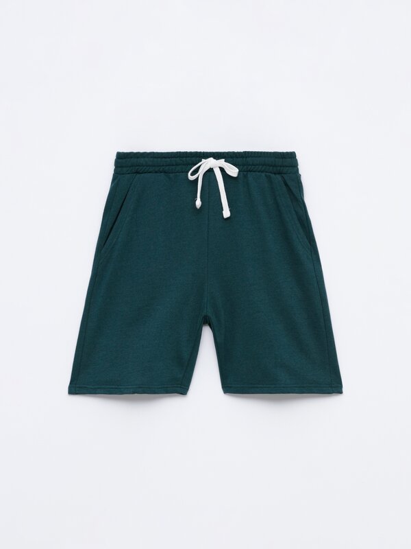 Basic plush Bermuda shorts