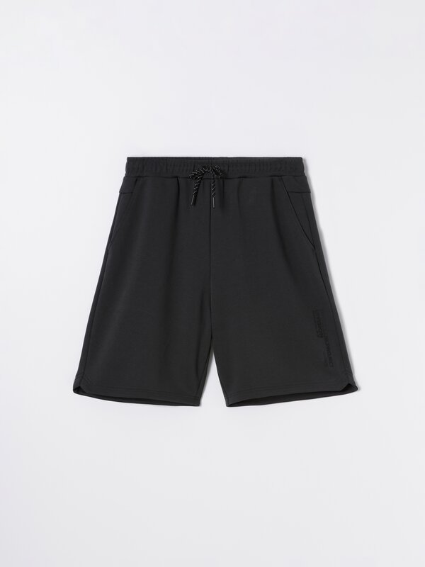 Technical sports Bermuda shorts