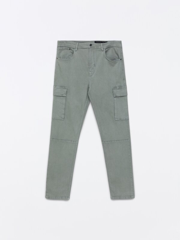 Coloured cargo jeans