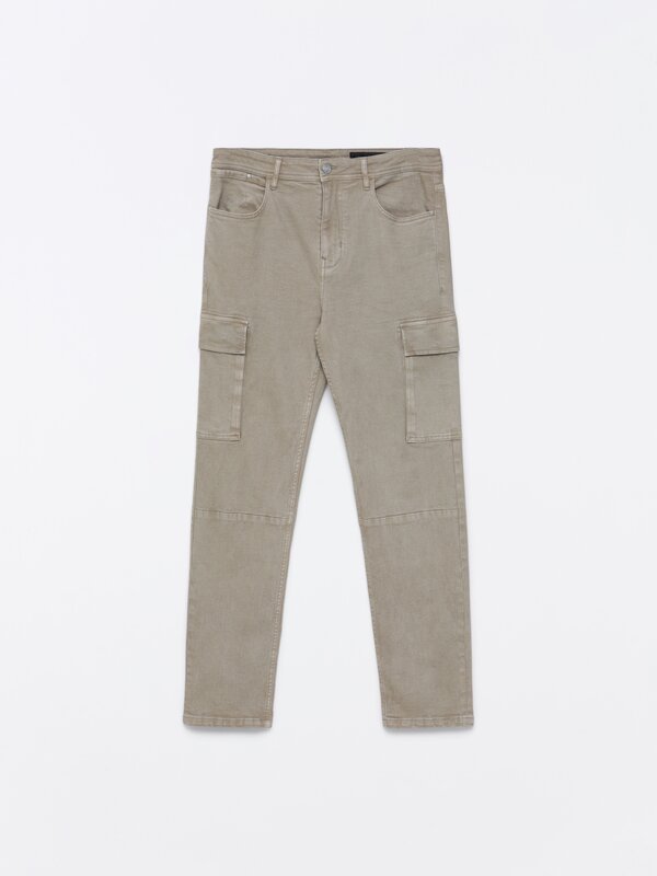 Coloured cargo jeans
