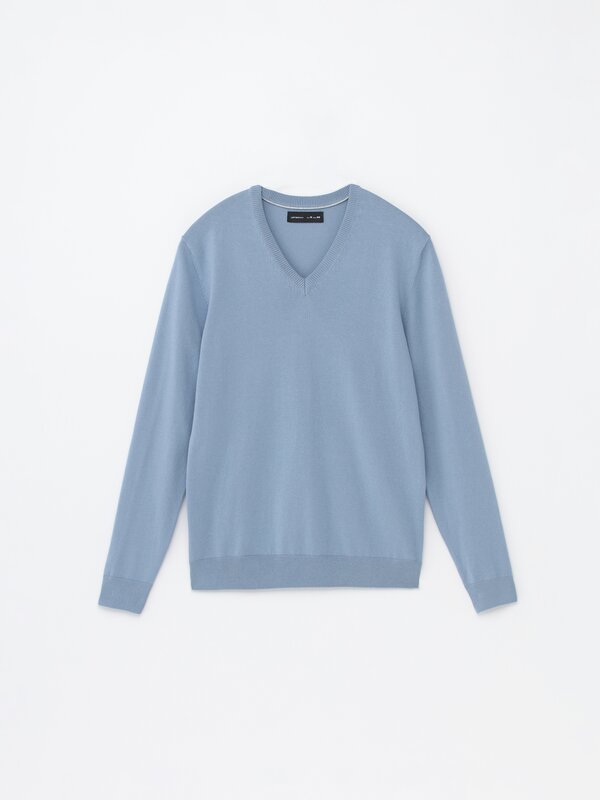 V-neck sweater