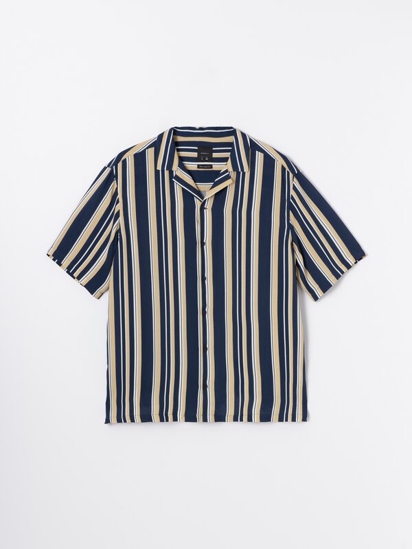 Striped reversible shirt
