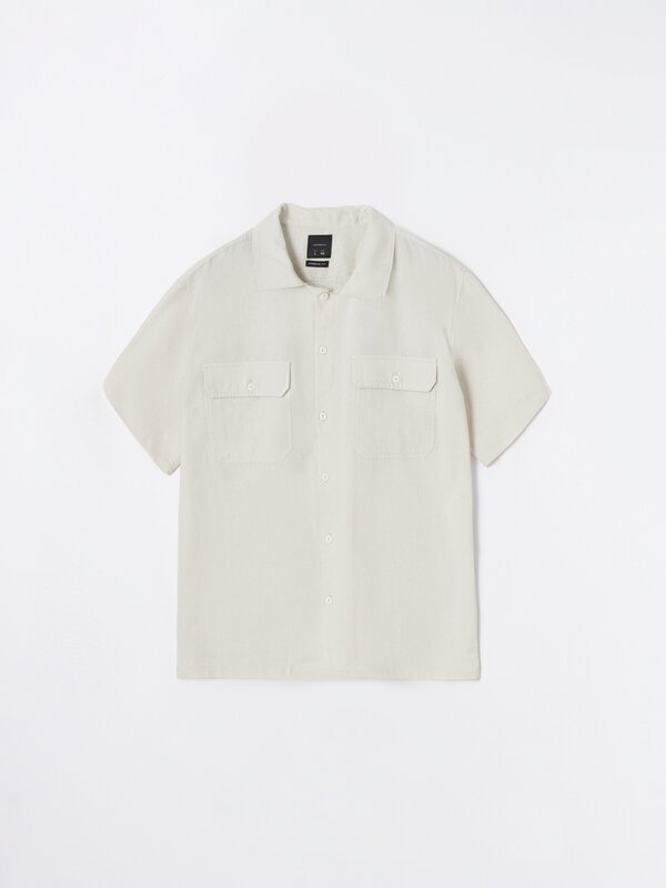 Cotton and linen blend shirt with pockets