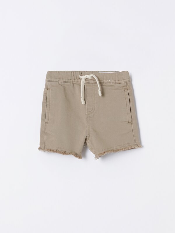 Frayed denim Bermuda shorts