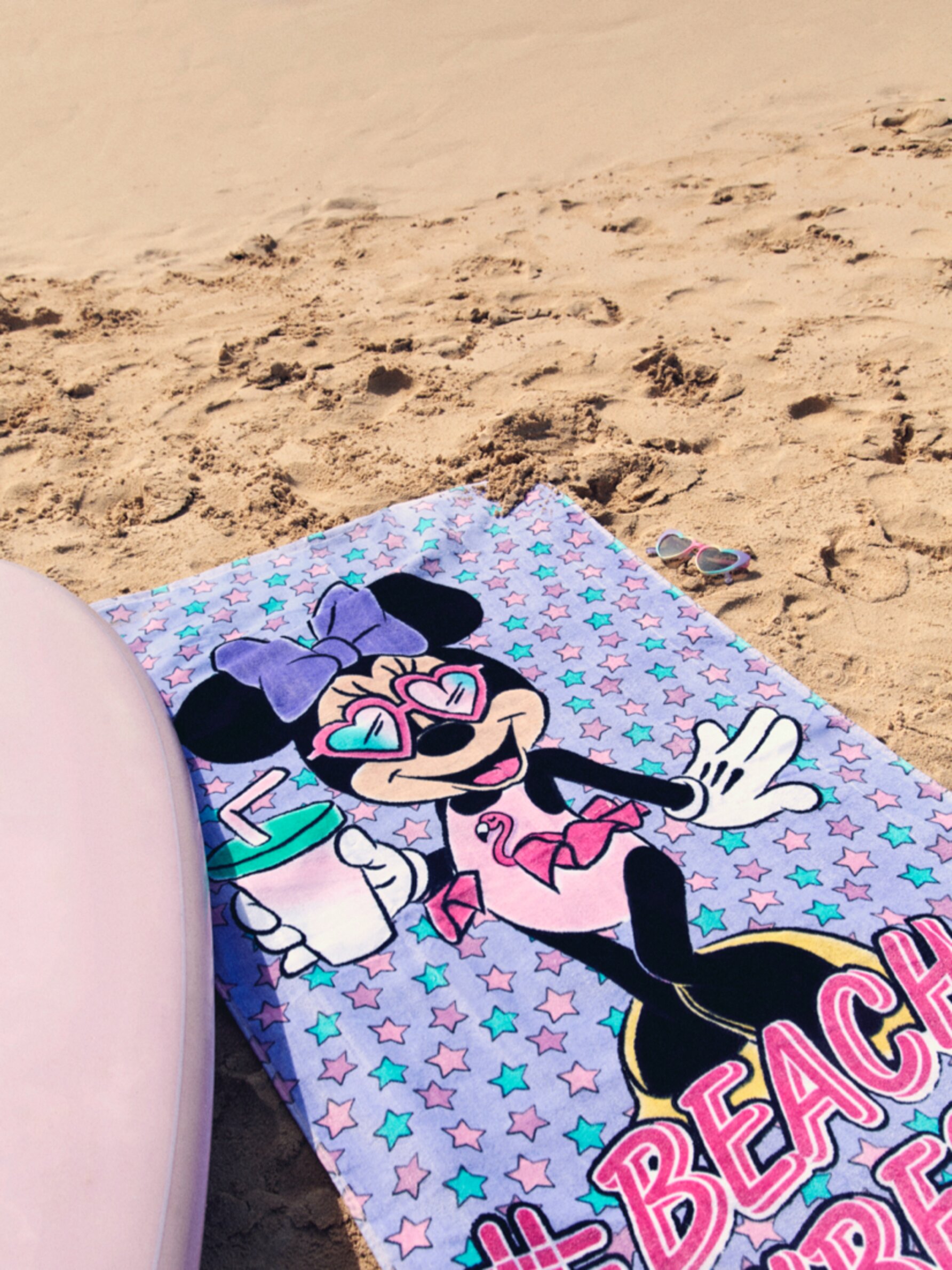 Minnie mouse towel cheap primark