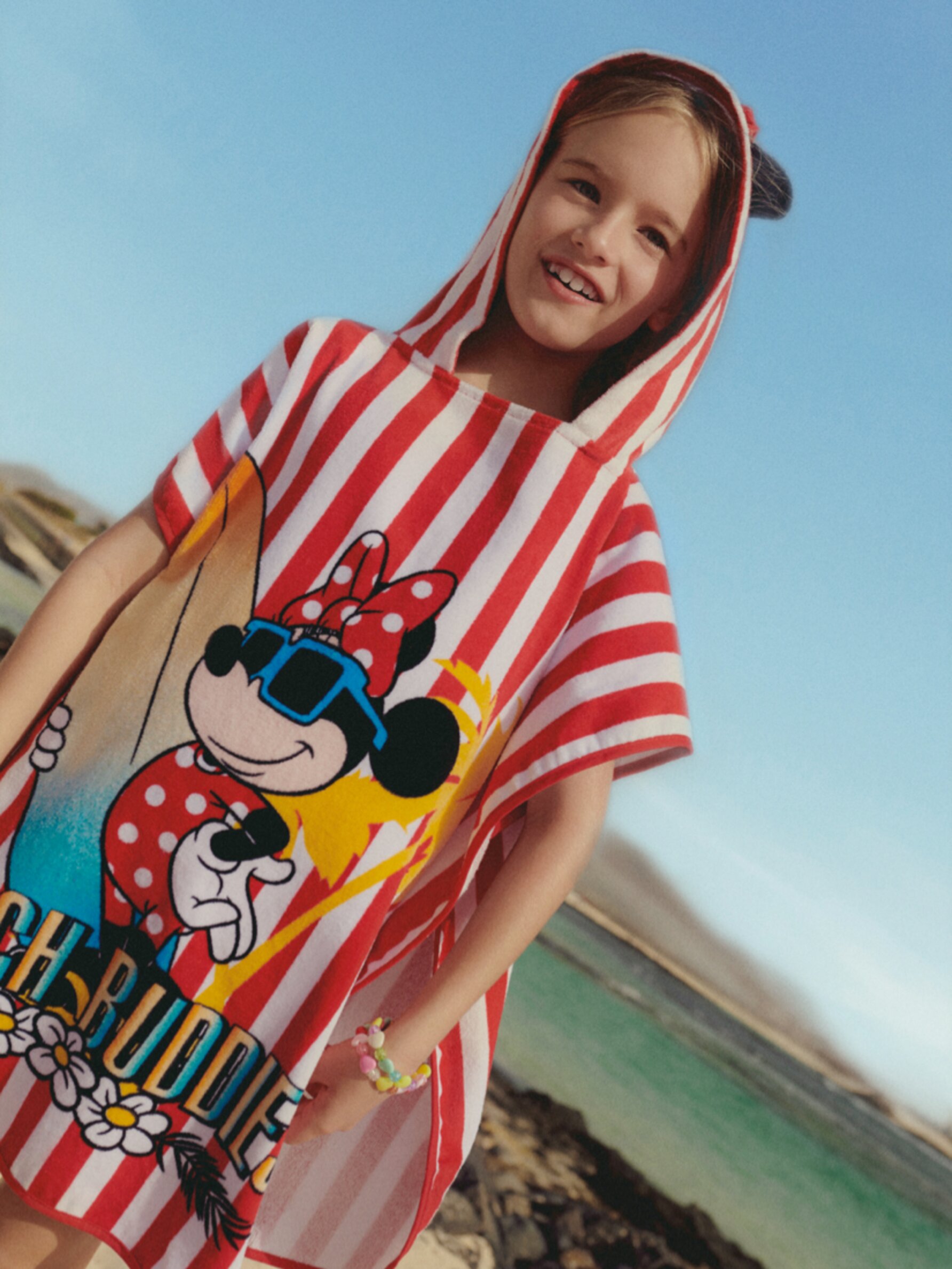 Minnie mouse online towel poncho