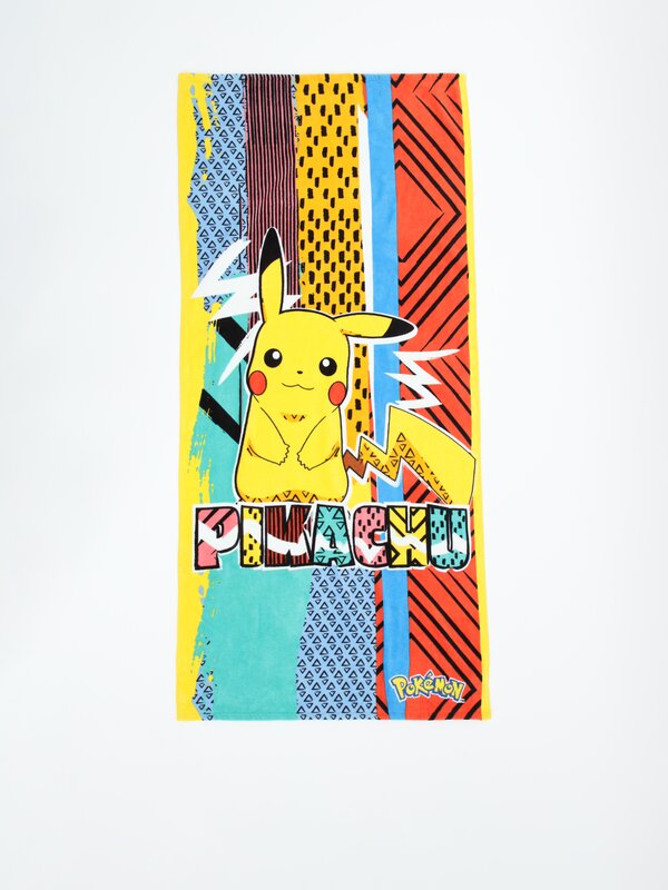 Pikachu Pokémon™ print towel