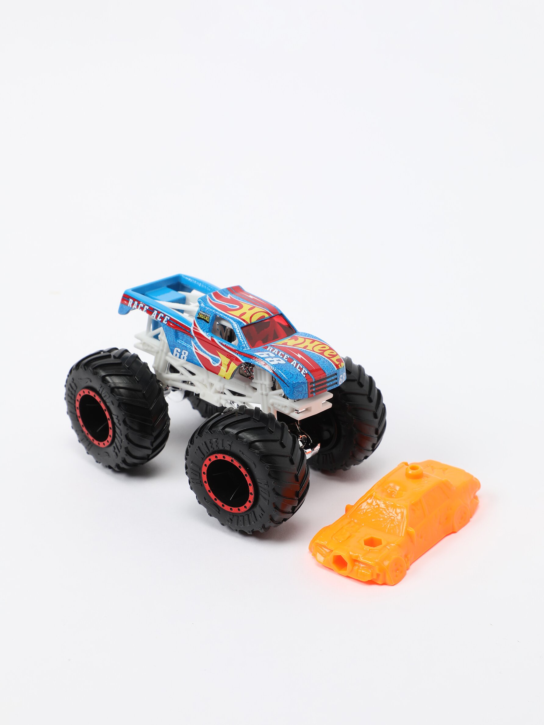 Monster trucks de Hot Wheels Mattel Modelo aleatorio
