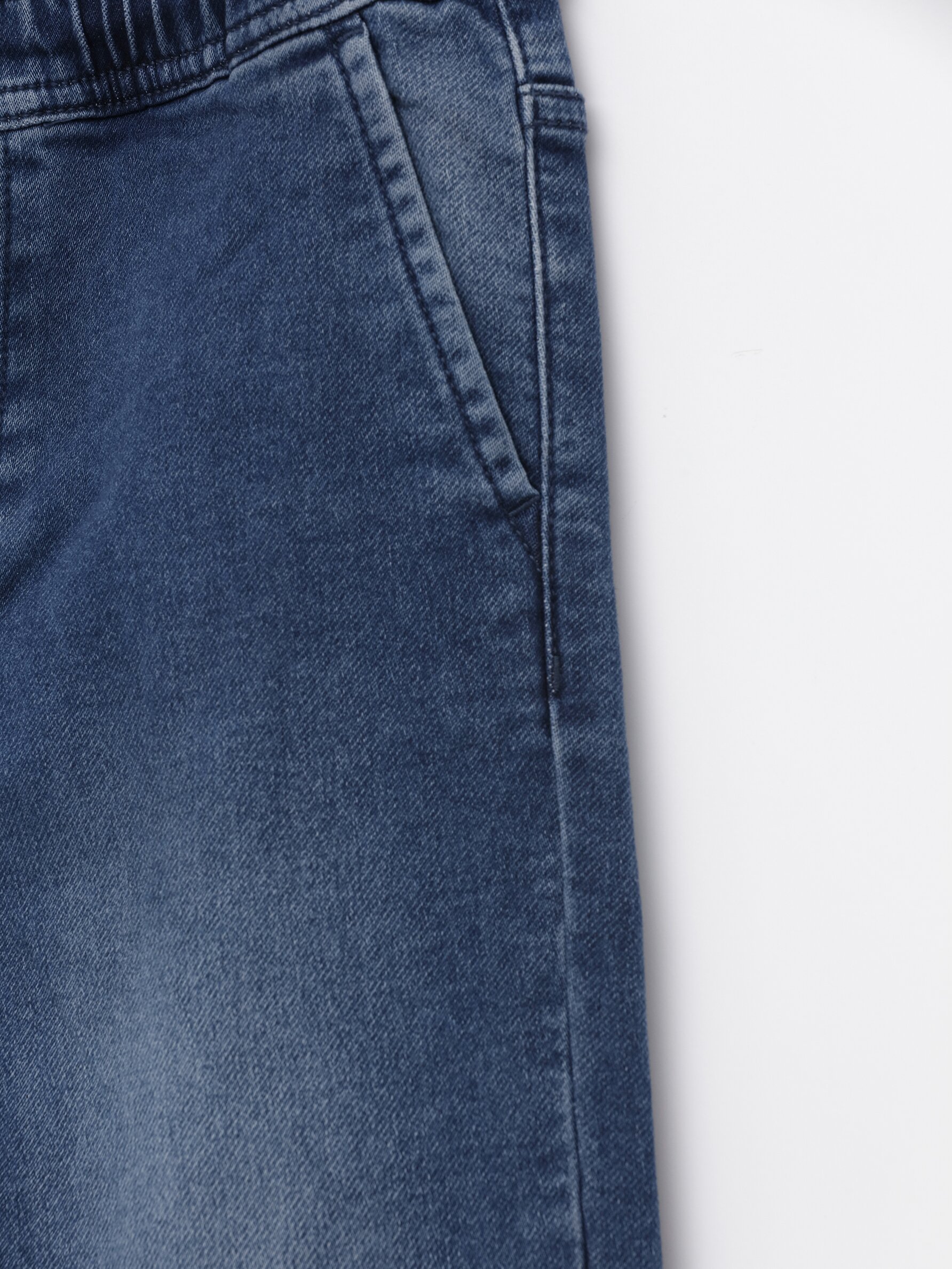 Uniqlo denim hot sale jogger pants