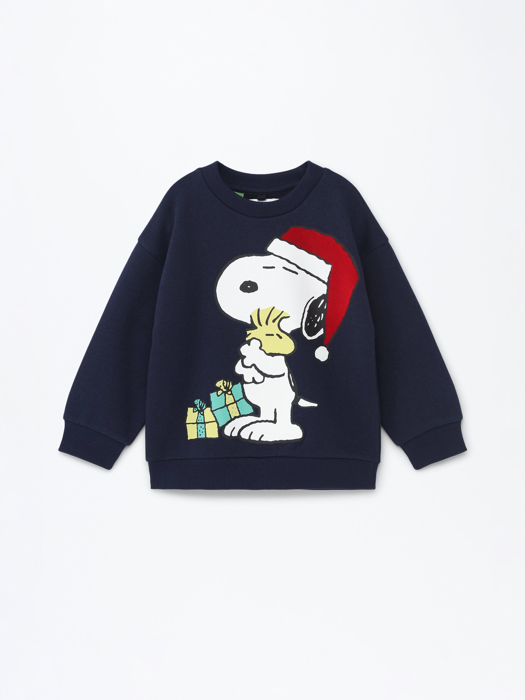 Zara hotsell snoopy jumper