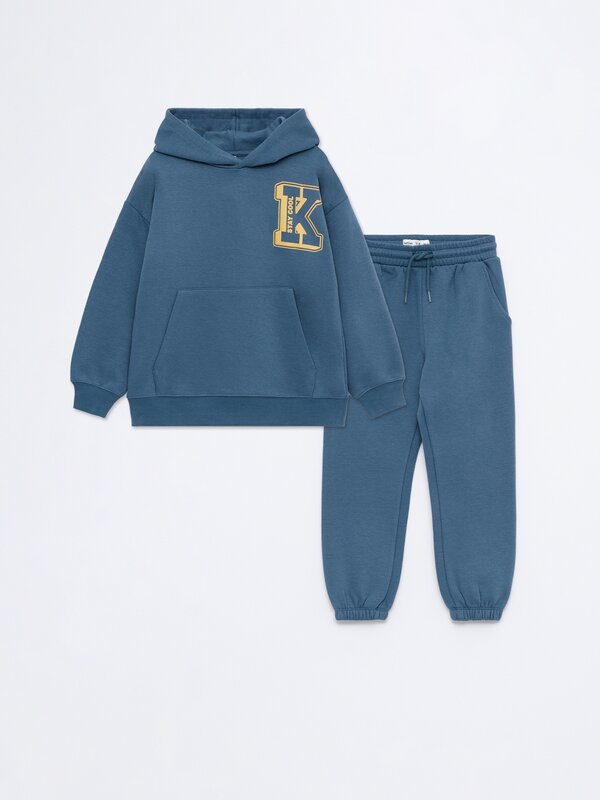 2-piece hoodie and trousers co-ord
