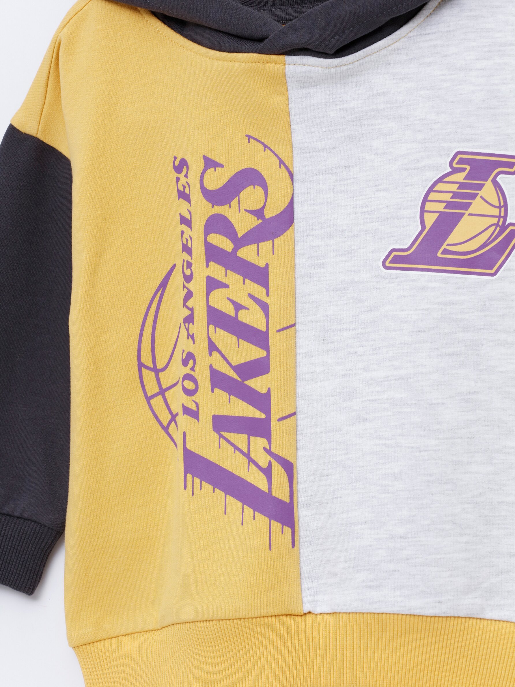 Lakers short hot sale sleeve hoodie