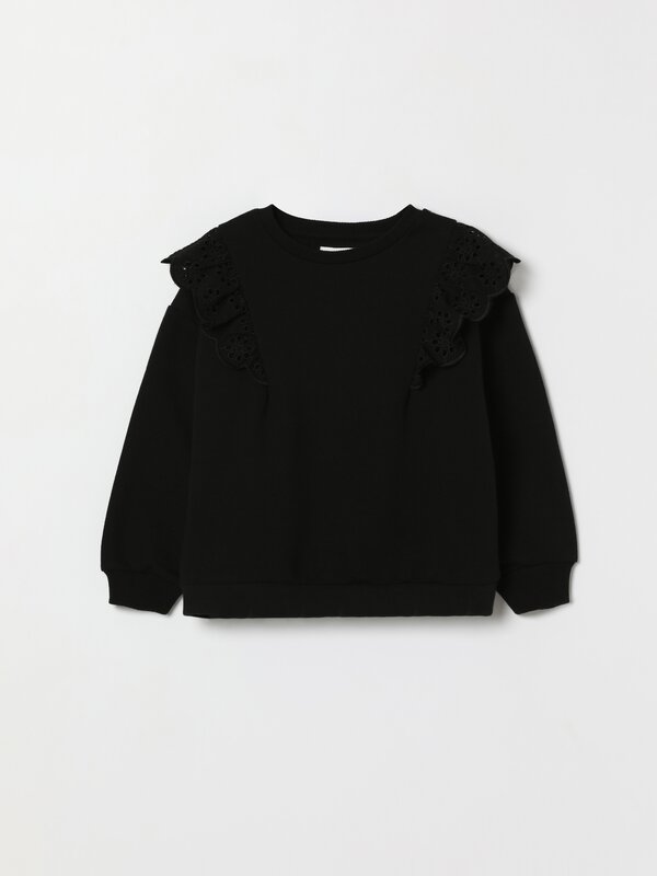 Sweatshirt with embroidered ruffles