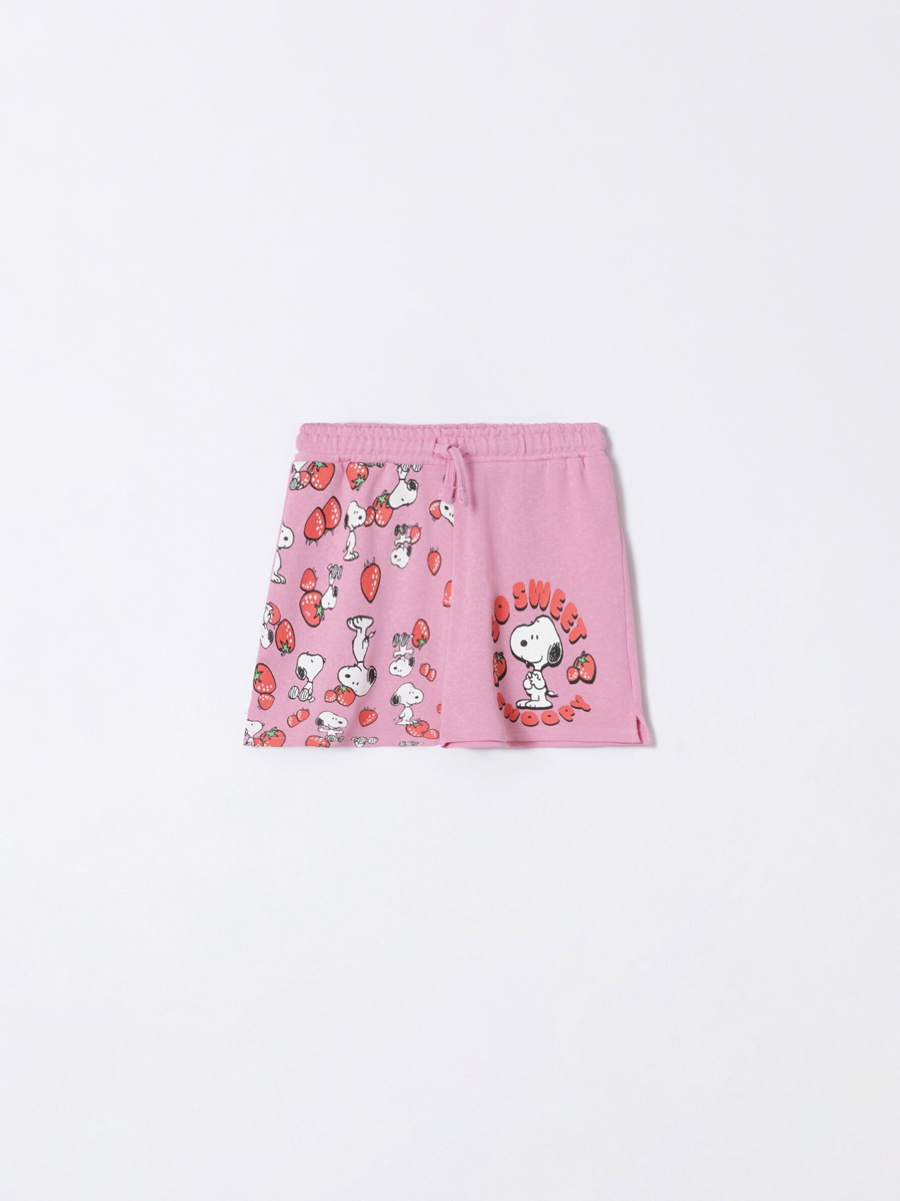 Levi's snoopy outlet shorts