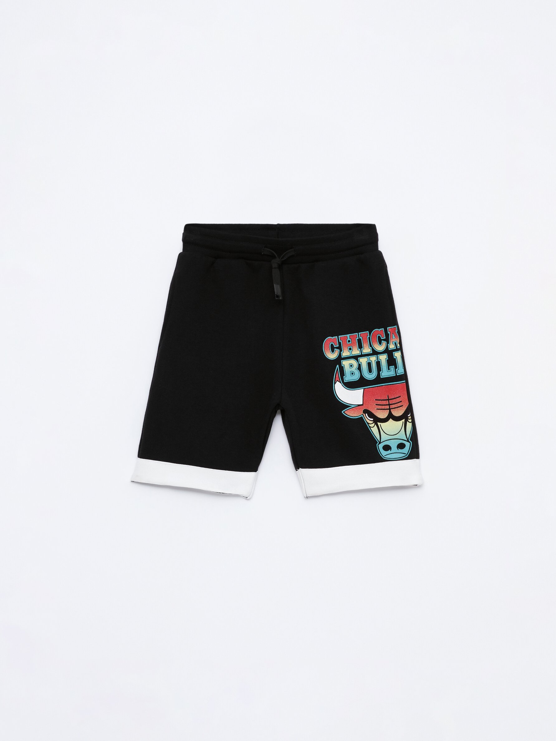 Kids best sale bulls shorts