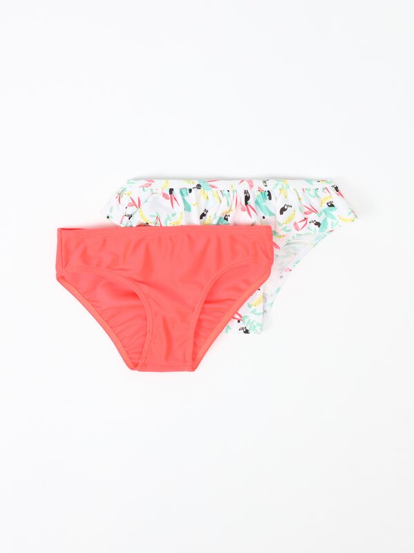 2-Pack of contrast swimsuits