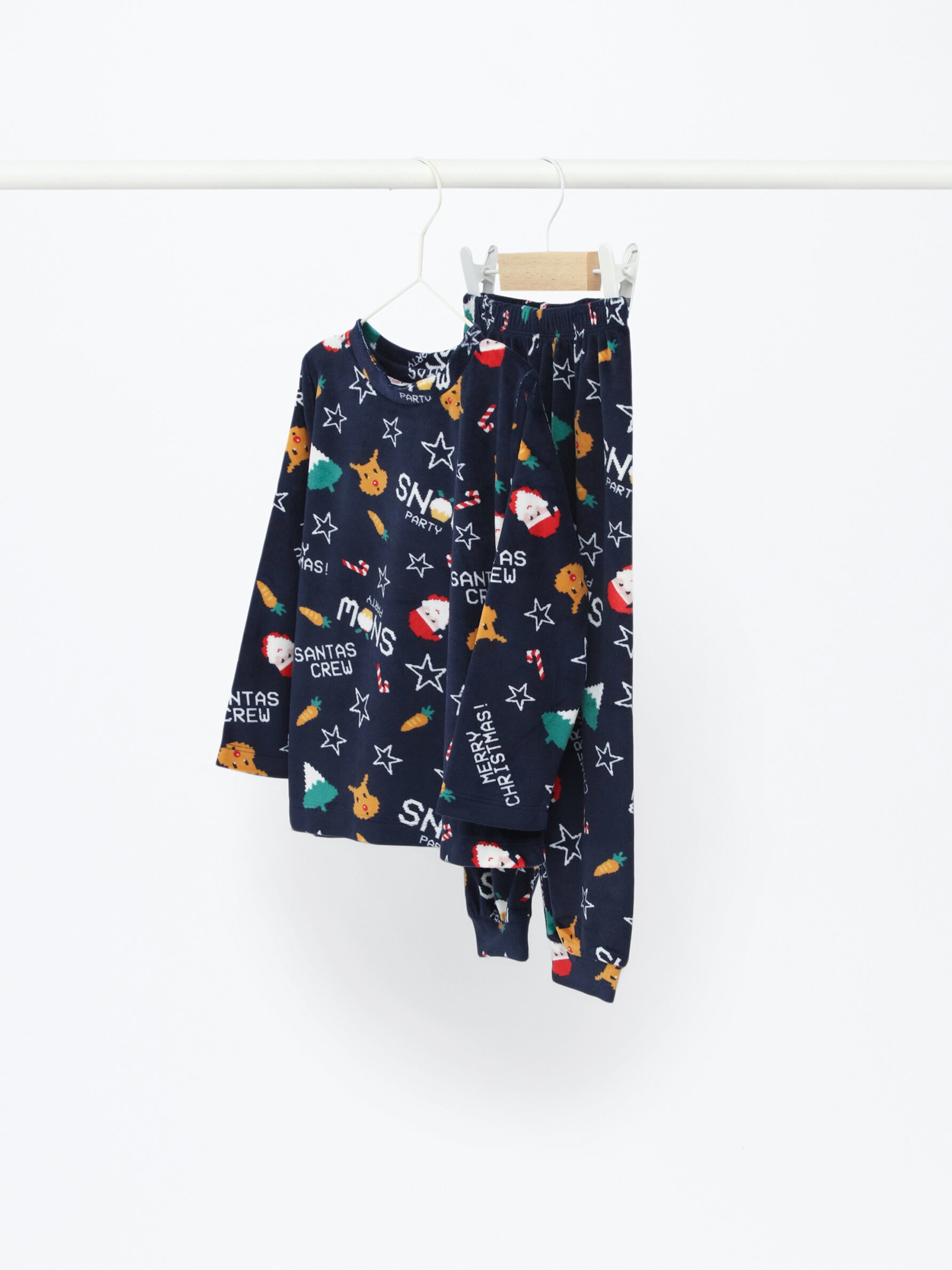 Pijama best sale niño lefties