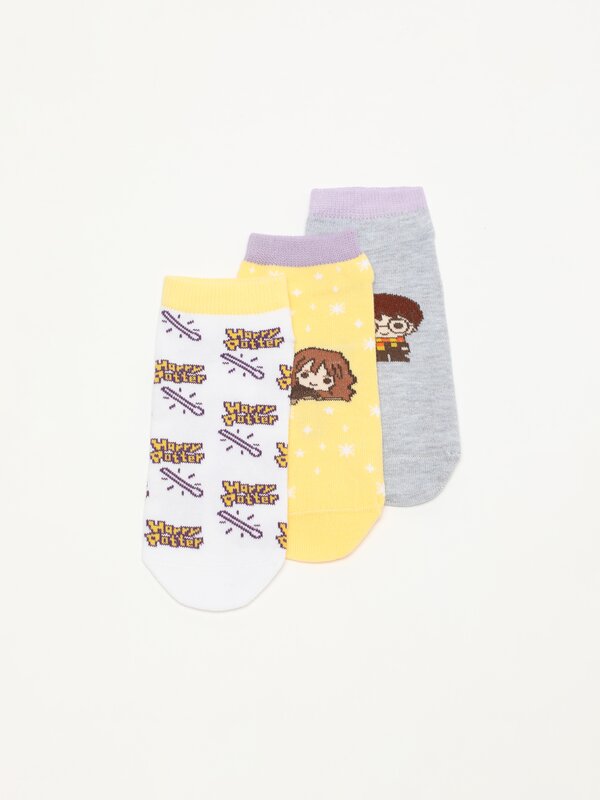 Pack of 3 pairs of Harry Potter © &™ WARNER BROS print socks