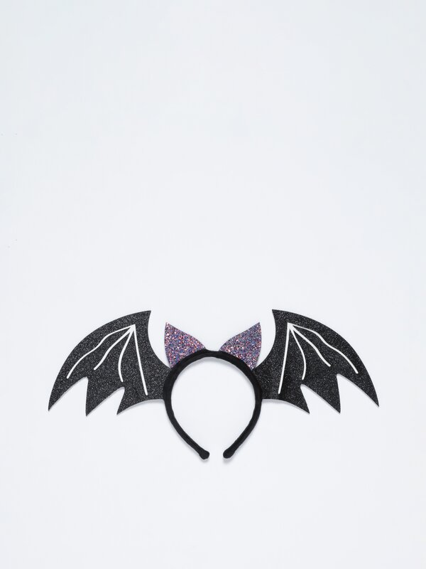 Batwing headband