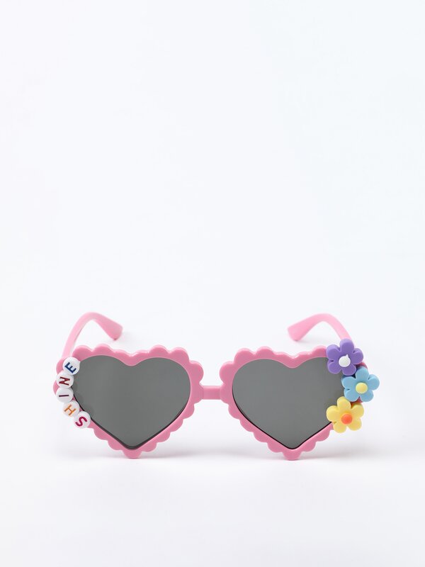 Heart-shaped sunglasses with flowers