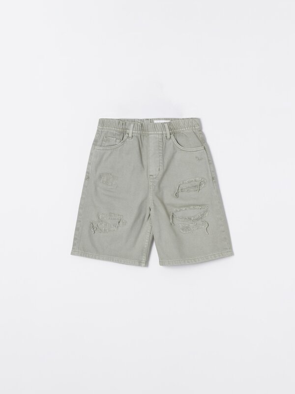 Frayed denim Bermuda shorts