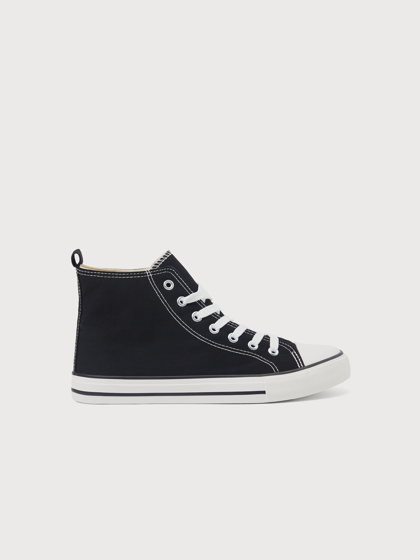 Converse deals abu dhabi