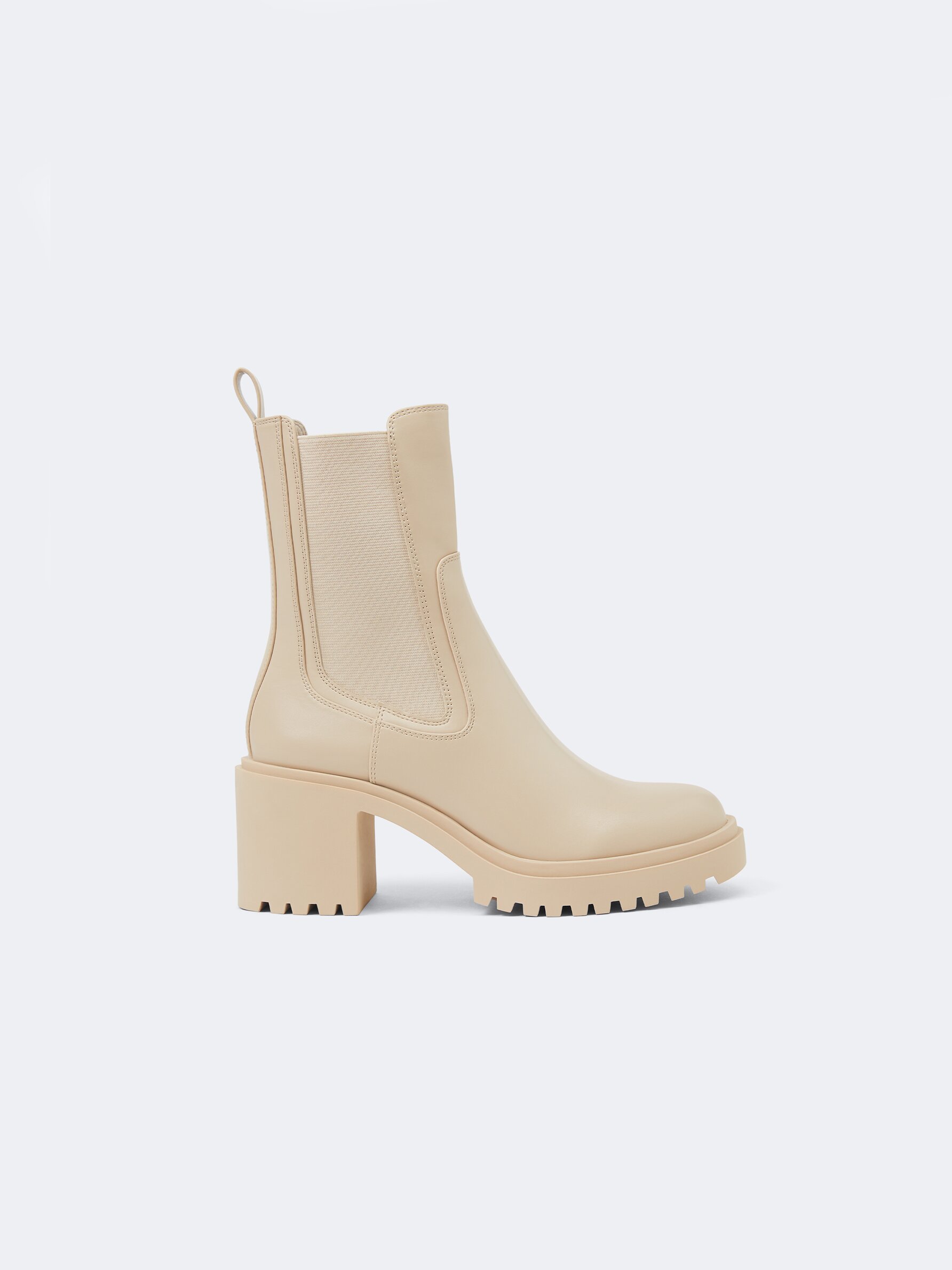 Heeled Chelsea boots NEW IN Woman Lefties Andorra